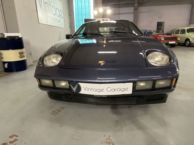 Porsche 928 S