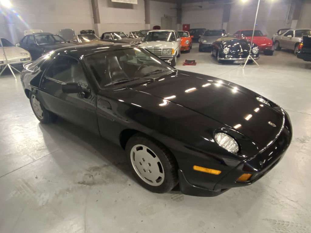 Porsche 928 S