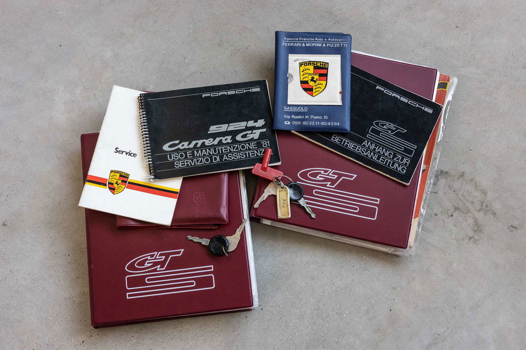 Porsche 924 Carrera GTS