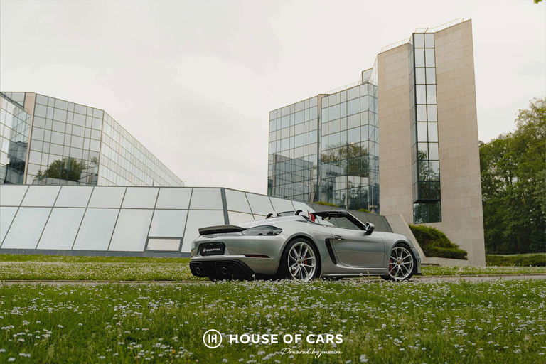 Porsche 718 Spyder