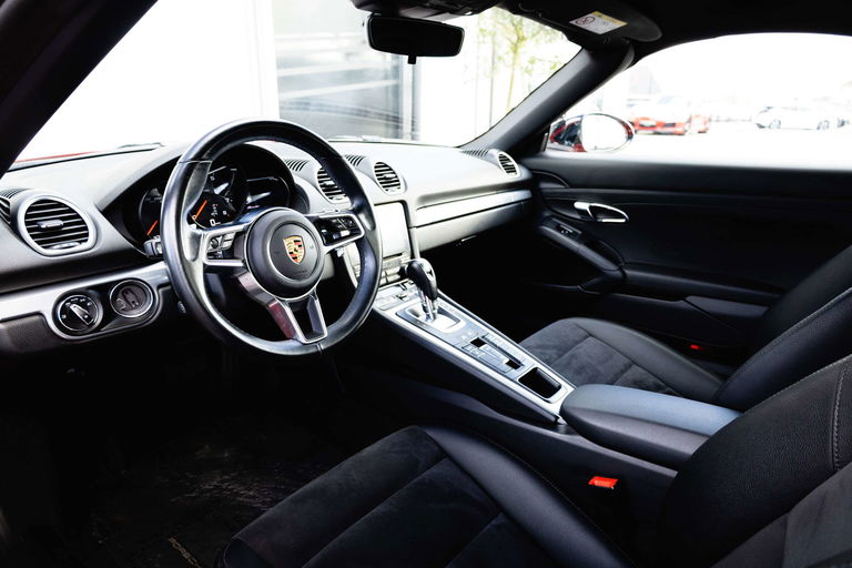 Porsche 718 Boxster