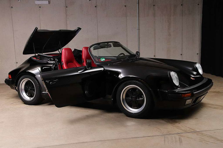 Porsche 911 Carrera 3.2 Speedster