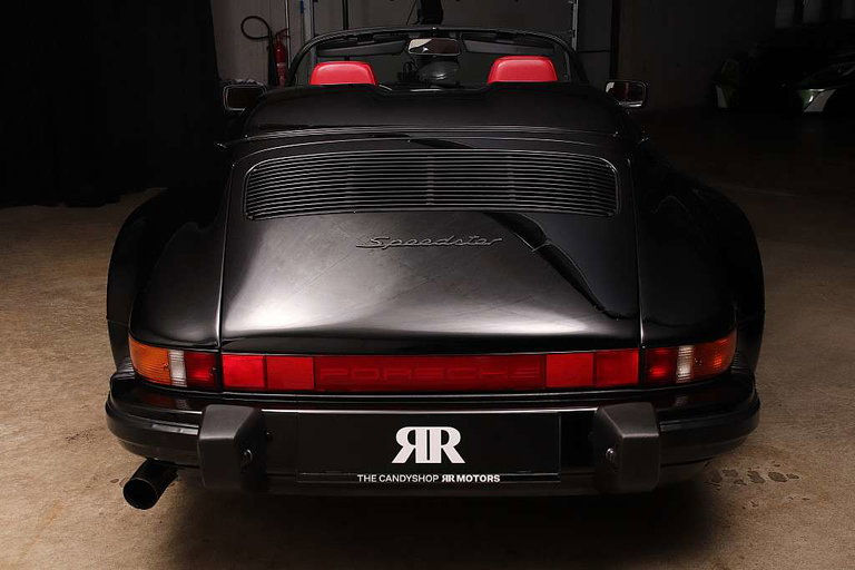 Porsche 911 Carrera 3.2 Speedster