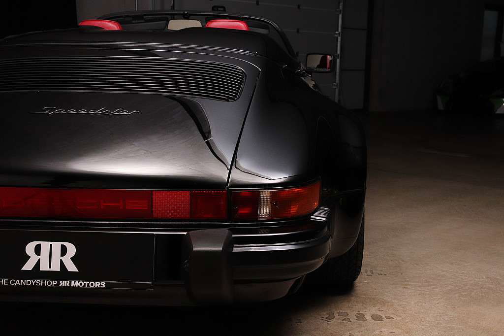 Porsche 911 Carrera 3.2 Speedster