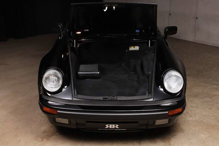 Porsche 911 Carrera 3.2 Speedster