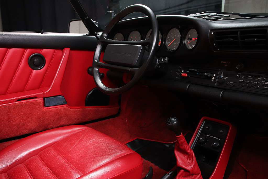 Porsche 911 Carrera 3.2 Speedster