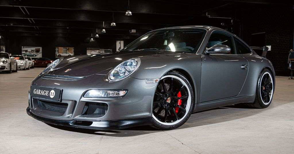 2008-Porsche-911-GT301.jpeg?