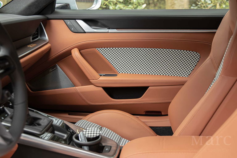 Porsche 992 Sport Classic