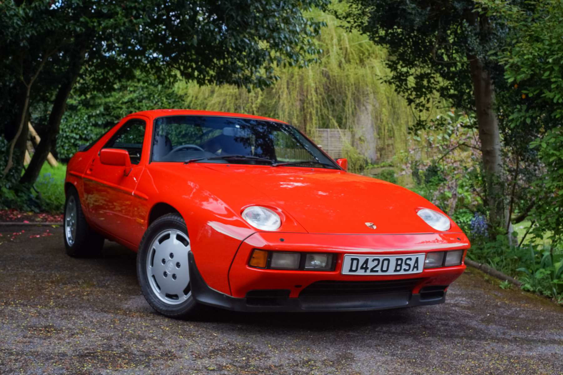 Porsche 928 S