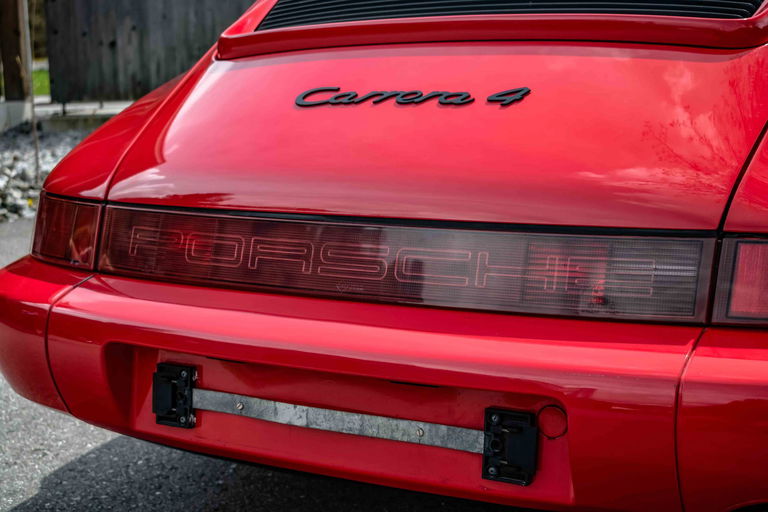 Porsche 964 Carrera 4