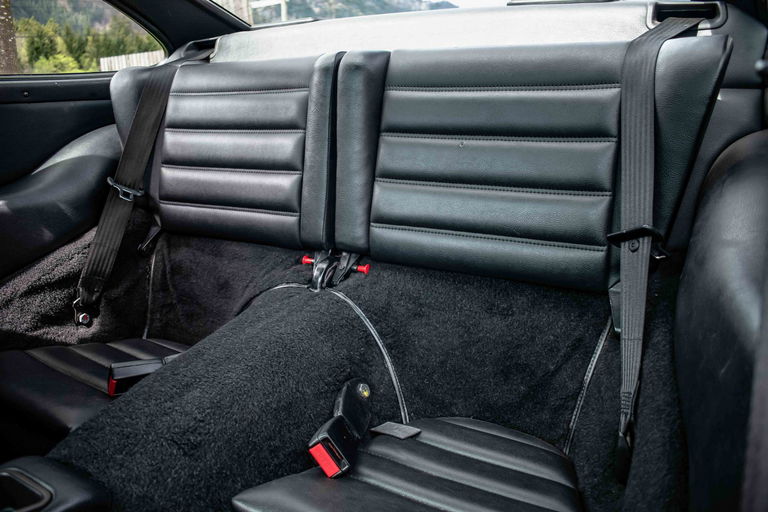 Porsche 964 Carrera 4