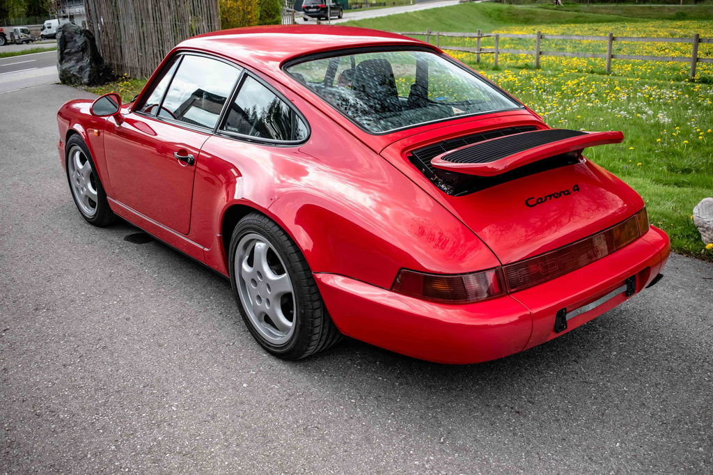 Porsche 964 Carrera 4