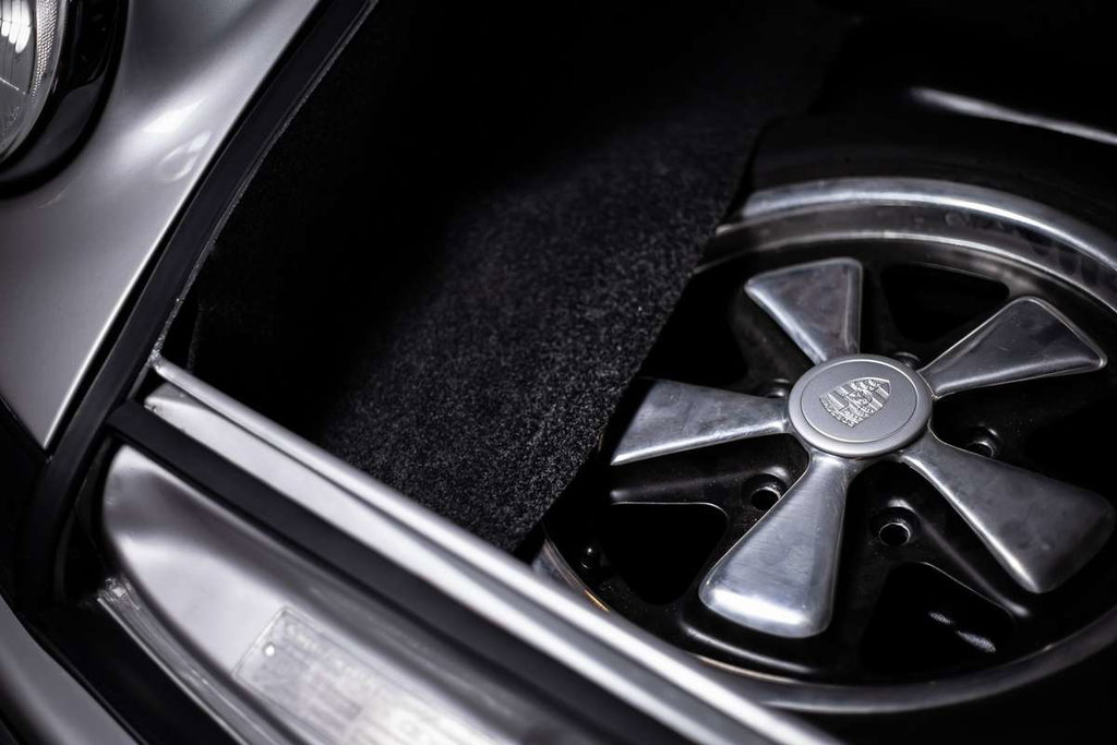 Porsche 911 S (F-Modell)