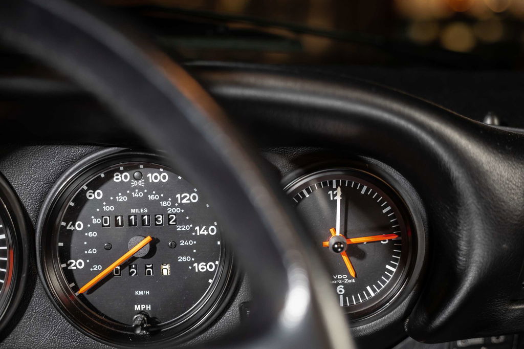 Porsche 911 Carrera 3.2 (US)