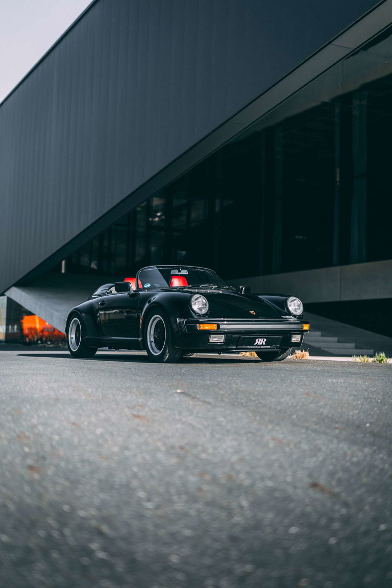 Porsche 911 Carrera 3.2 Speedster