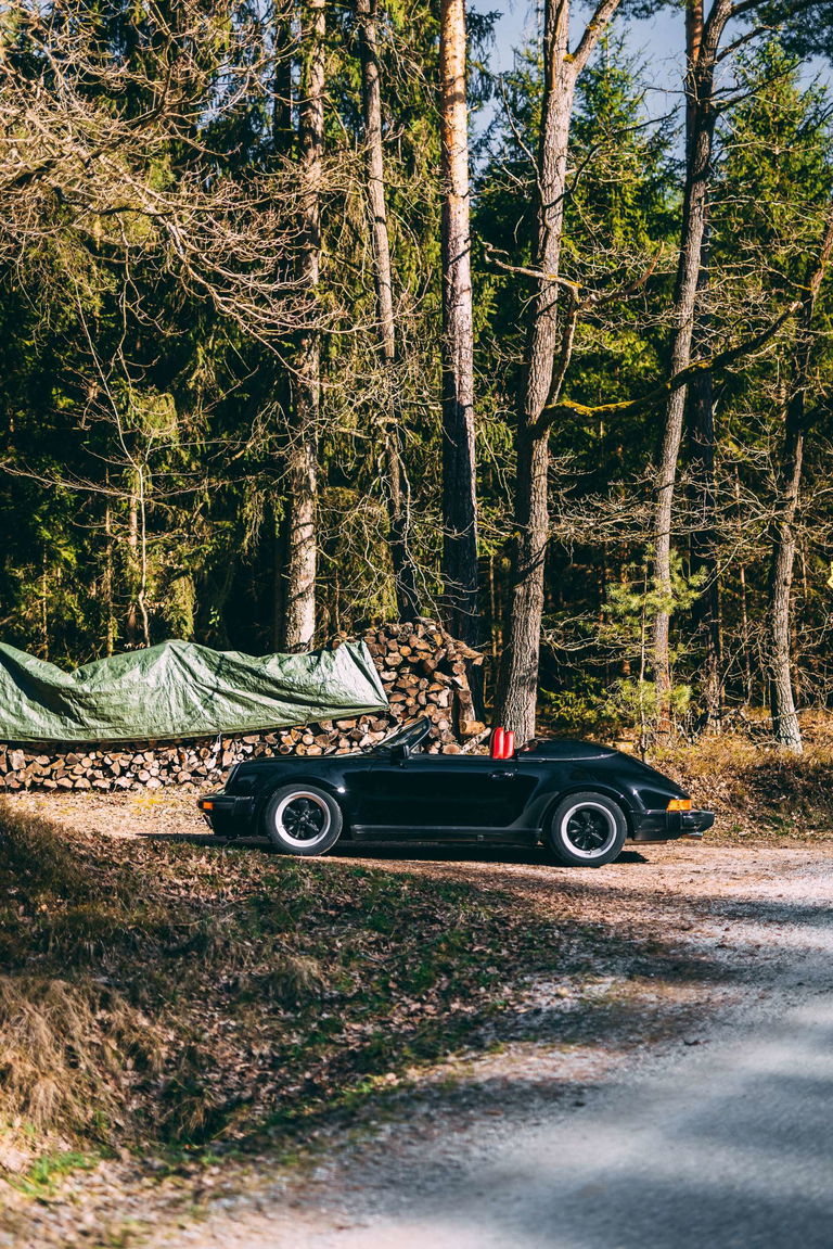 Porsche 911 Carrera 3.2 Speedster