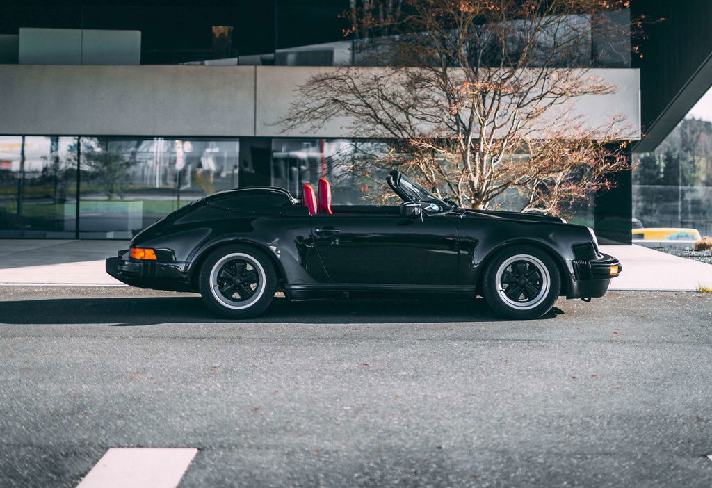 Porsche 911 Carrera 3.2 Speedster