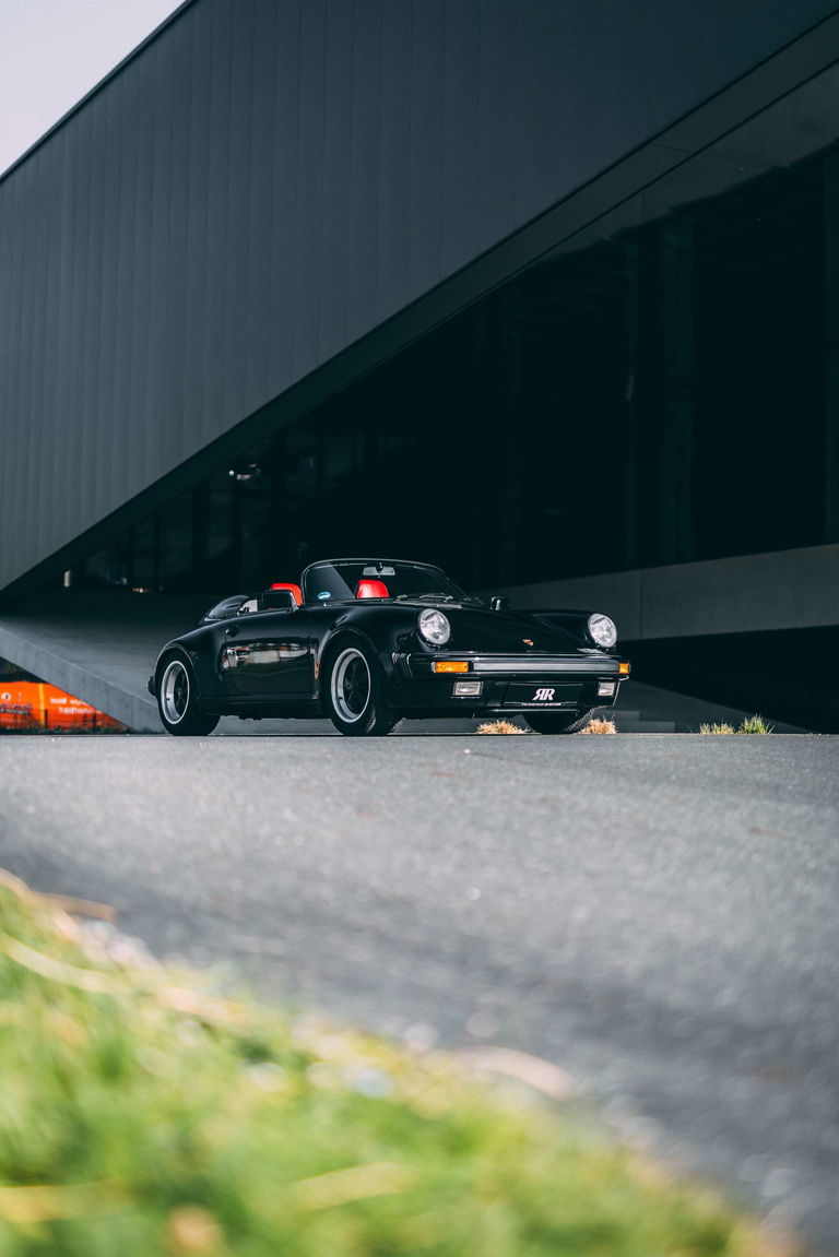 Porsche 911 Carrera 3.2 Speedster