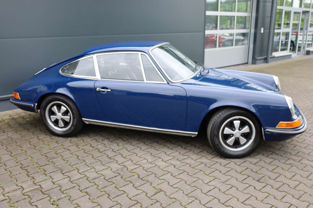 Porsche 911 T