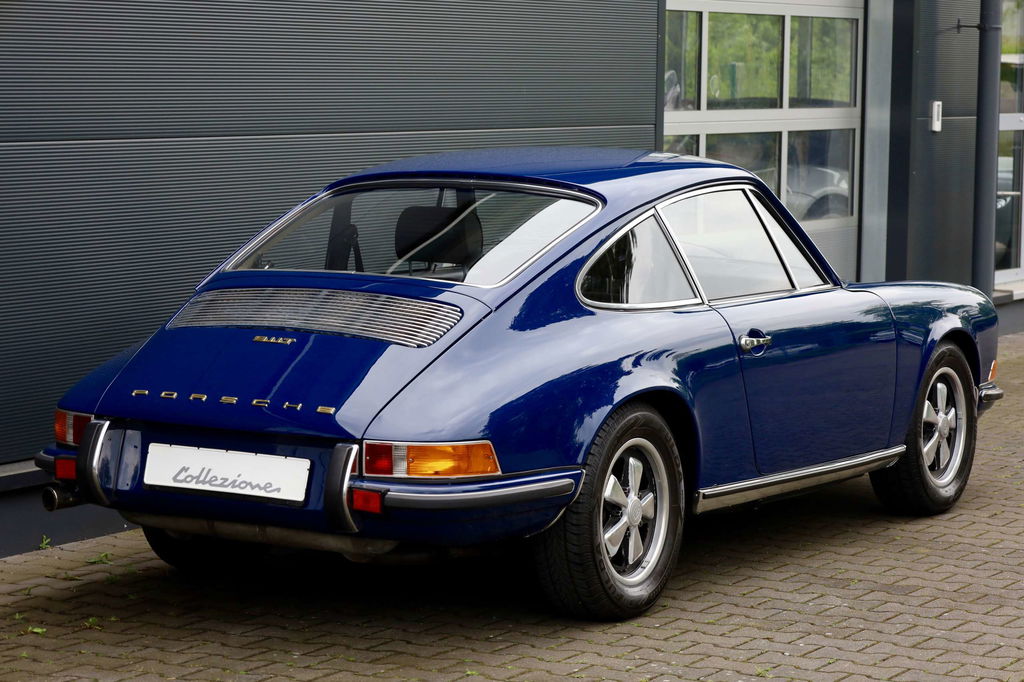Porsche 911 T