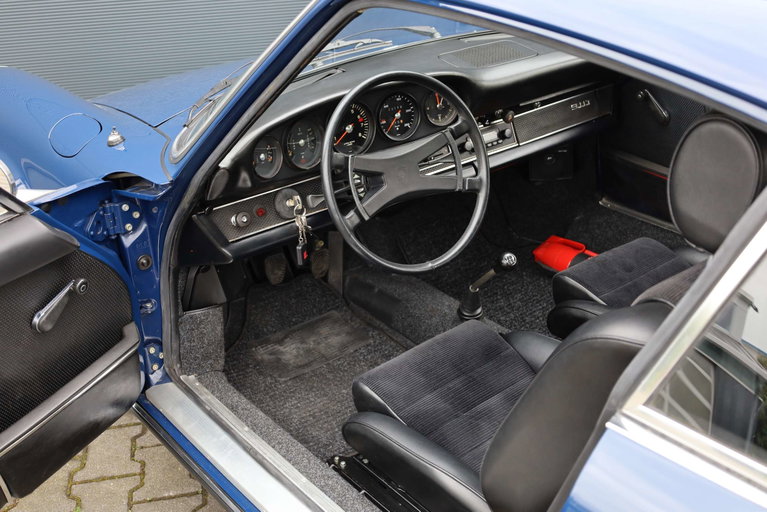 Porsche 911 T