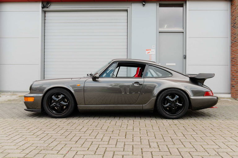 Porsche 964 Carrera 4