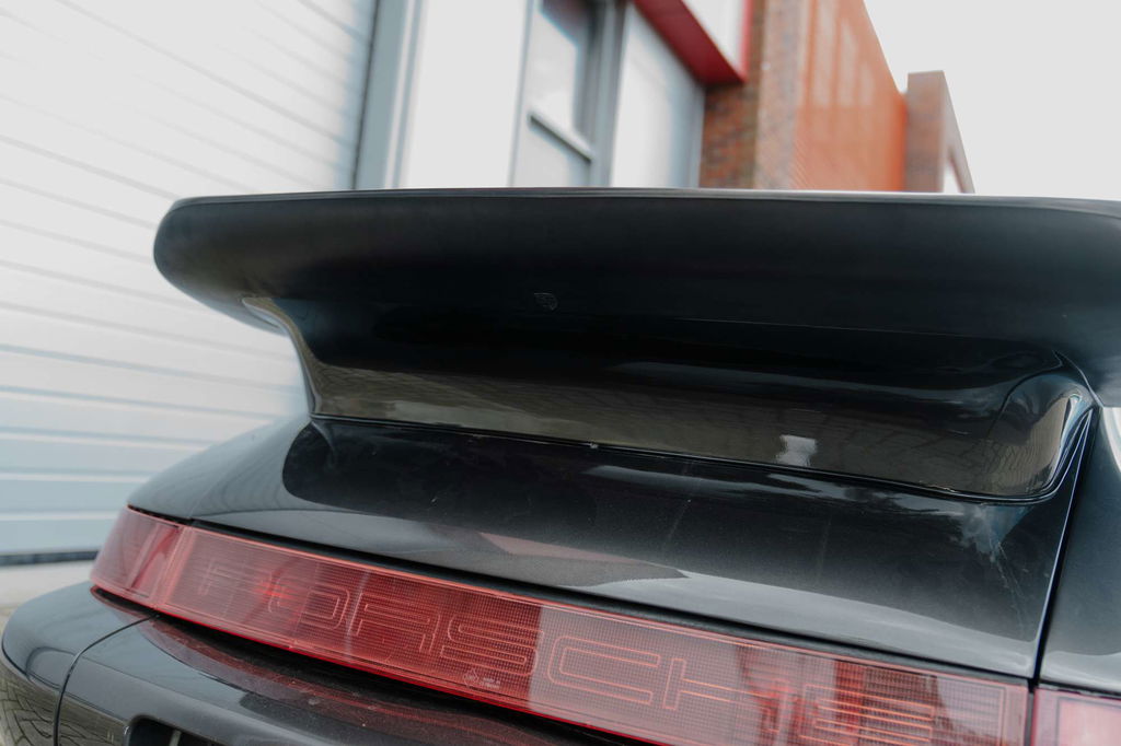 Porsche 964 Carrera 4