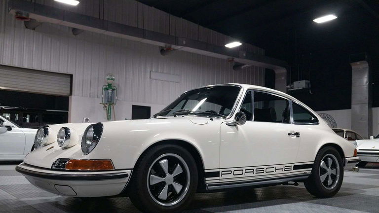 Porsche 911 S (F-Modell)