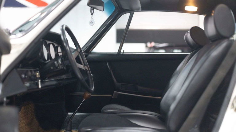 Porsche 911 S (F-Modell)