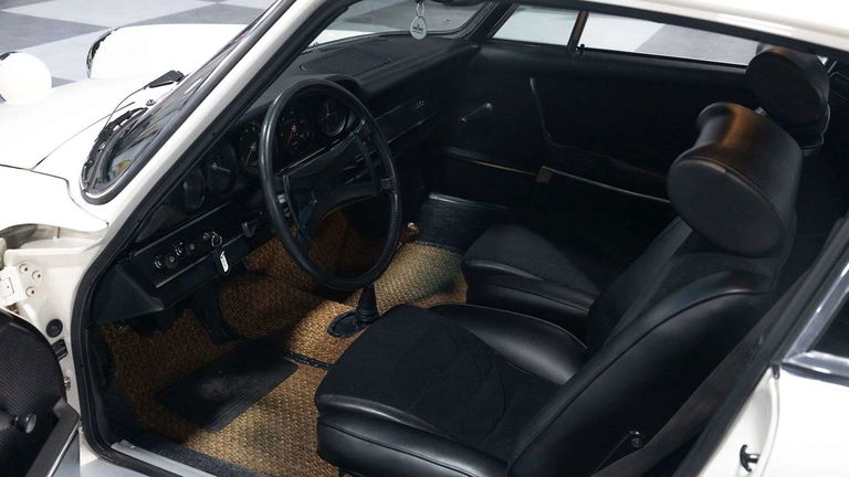 Porsche 911 S (F-Modell)