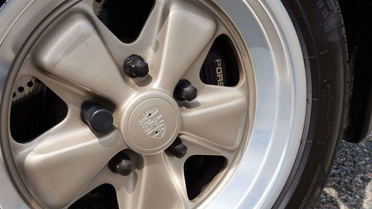 Porsche 911 Turbo 3.3 (US)