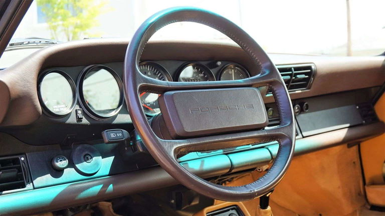 Porsche 911 Turbo 3.3 (US)