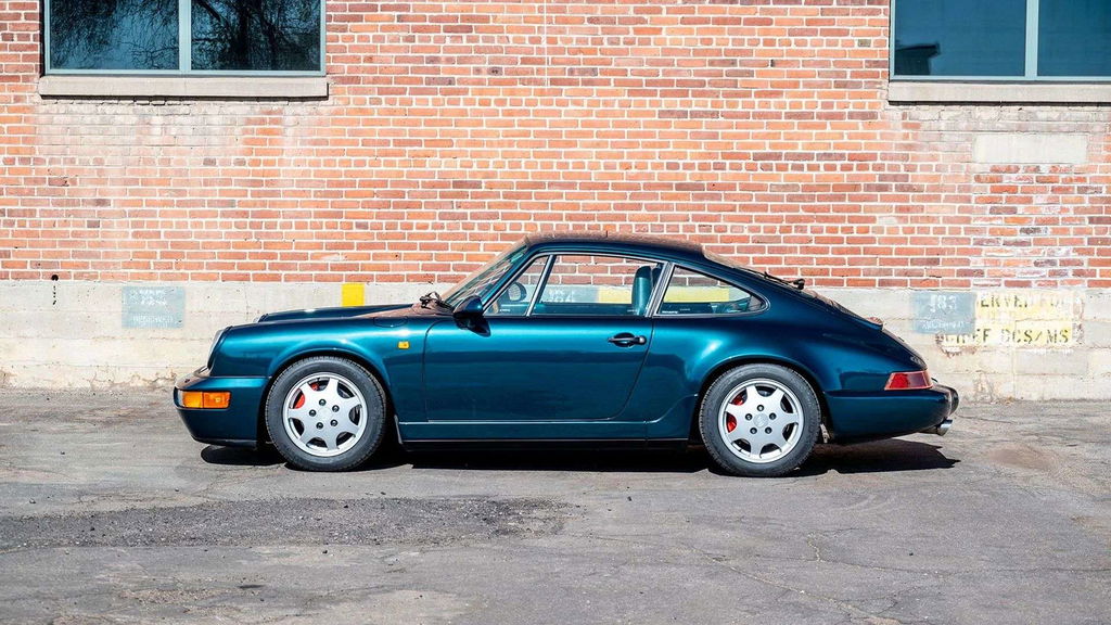 Porsche 964 Carrera 4