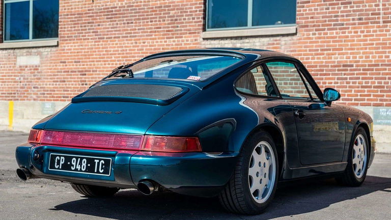 Porsche 964 Carrera 4