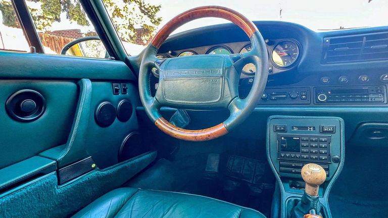 Porsche 964 Carrera 4