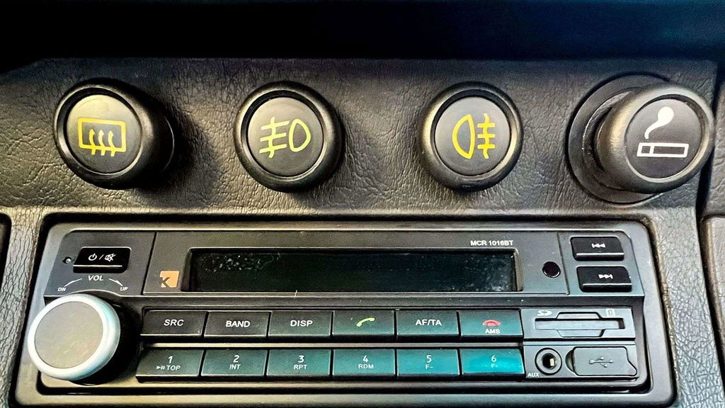 Porsche 964 Carrera 4