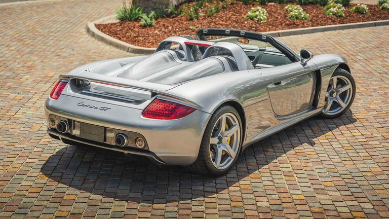 Porsche Carrera GT