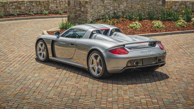 Porsche Carrera GT