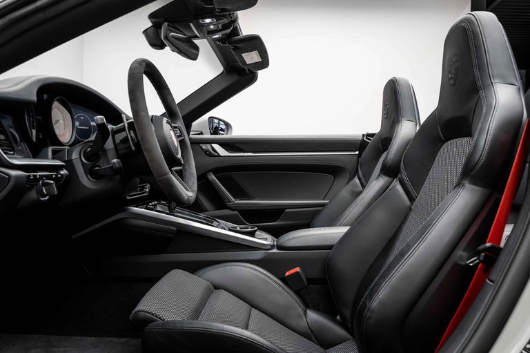 Porsche 992 Carrera S