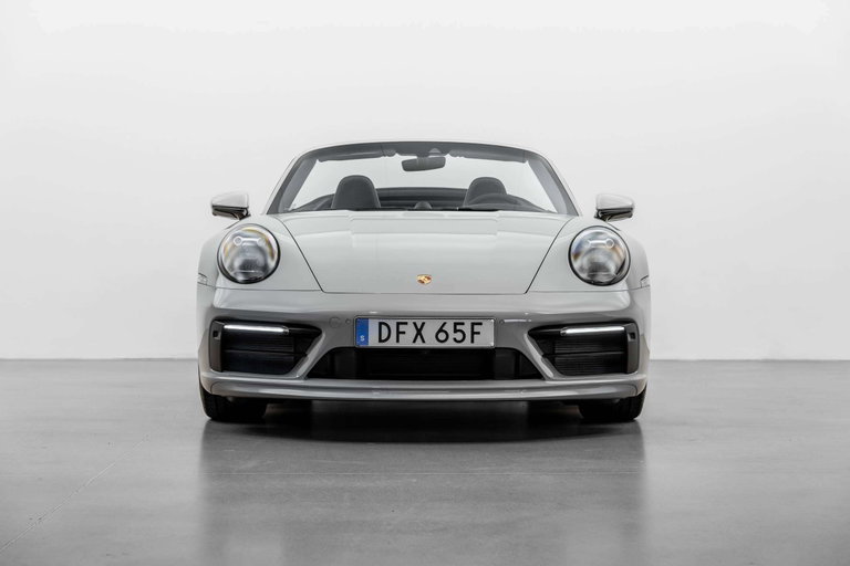Porsche 992 Carrera S
