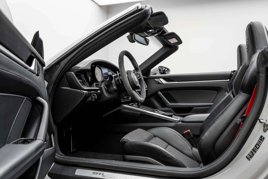 Porsche 992 Carrera S