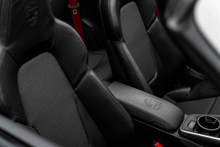 Porsche 992 Carrera S