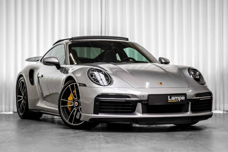 2020-Porsche-911-Turbo-S