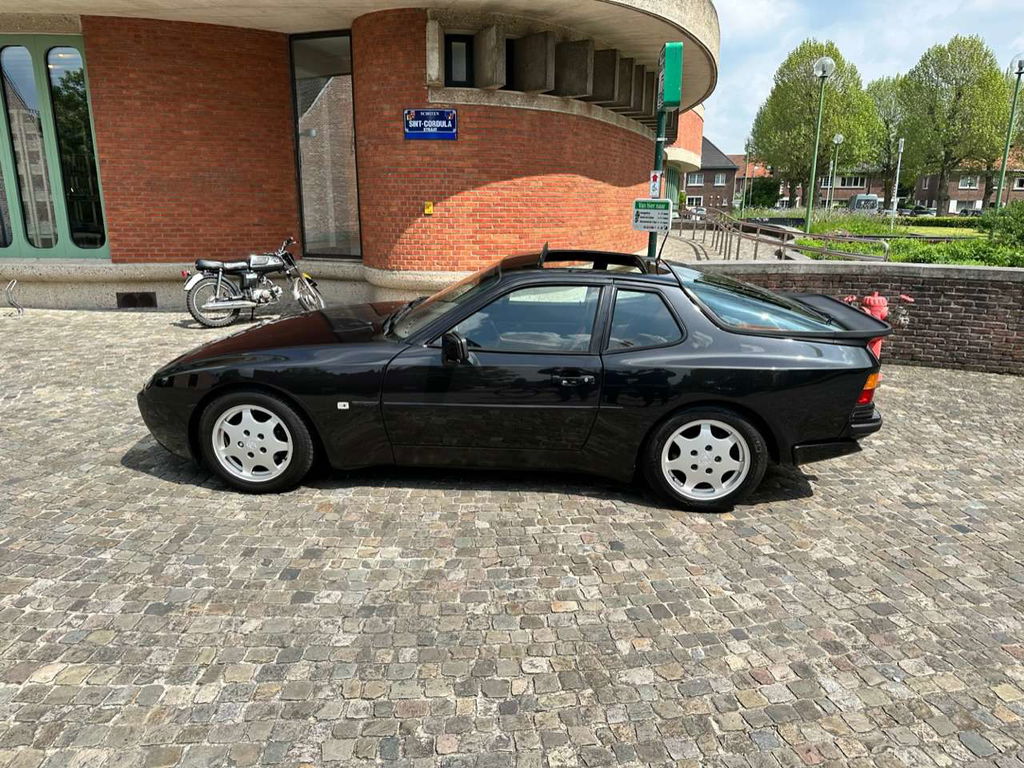 Porsche 944 S2 Coupé