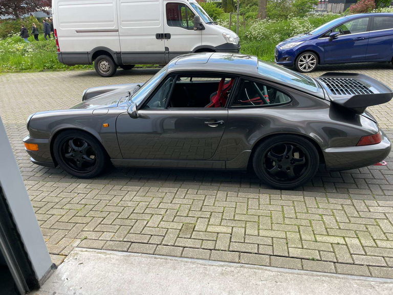Porsche 964 Carrera 4