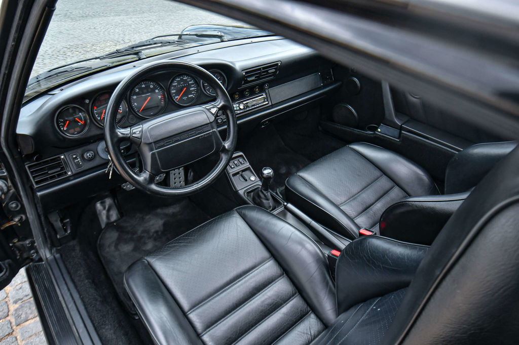 Porsche 964 Carrera 2