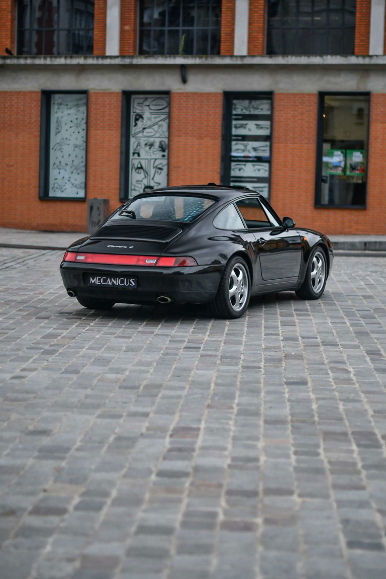 Porsche 993 Carrera 4