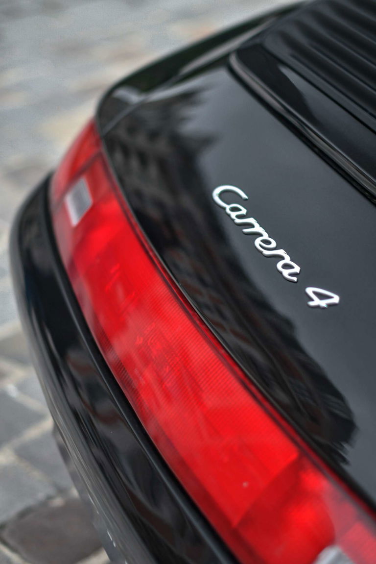Porsche 993 Carrera 4