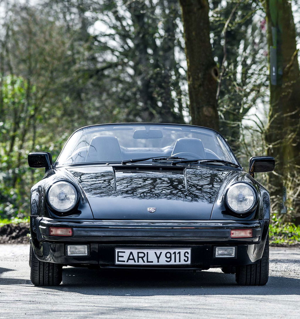 Porsche 911 Carrera 3.2 Speedster