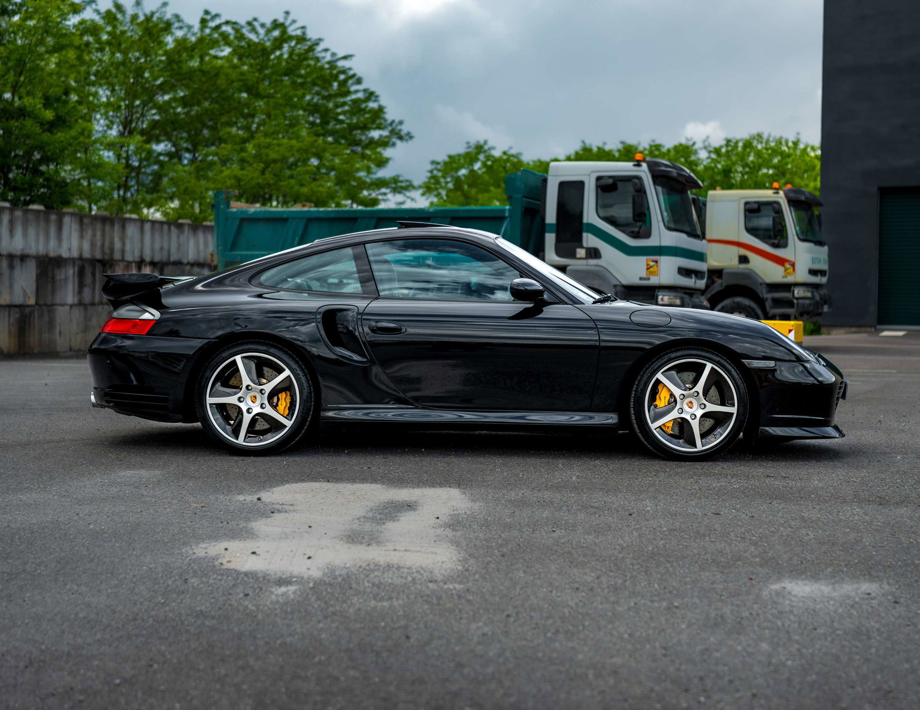 Porsche 996 Turbo S 2005 - elferspot.com - Marketplace for Porsche
